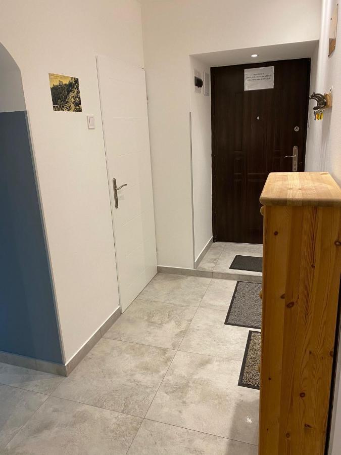 Apartmán Walbrzych Blisko Teatru Exteriér fotografie