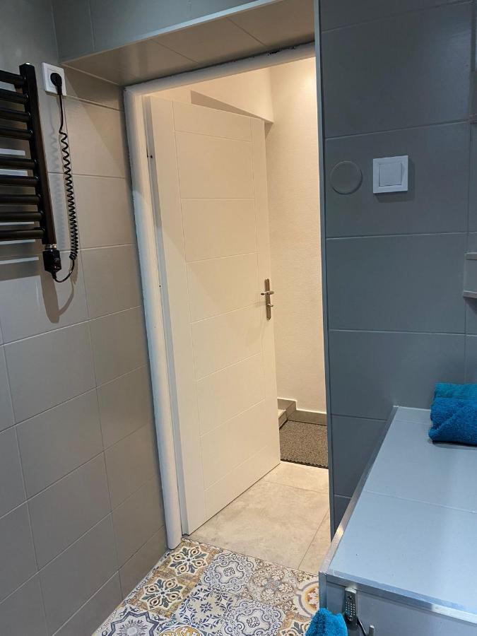 Apartmán Walbrzych Blisko Teatru Exteriér fotografie